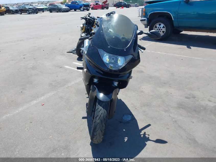 2002 YAMAHA YZF600 R - JYA5AHE0X2A029721