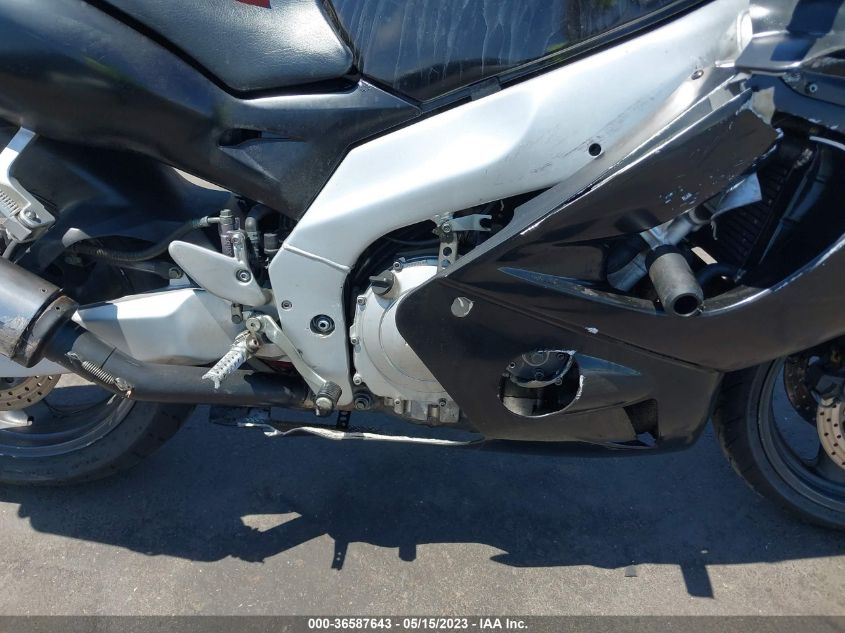 2002 YAMAHA YZF600 R - JYA5AHE0X2A029721