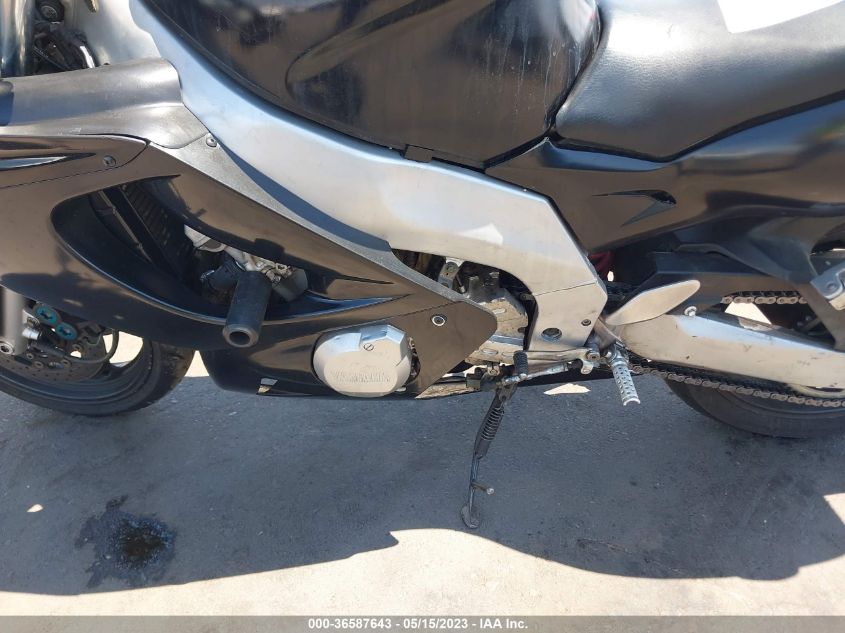 2002 YAMAHA YZF600 R - JYA5AHE0X2A029721