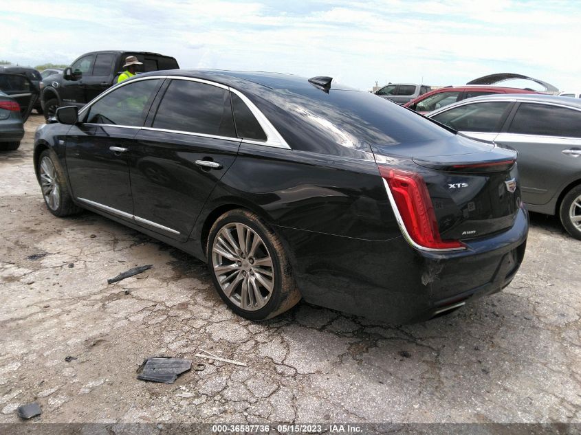 2018 CADILLAC XTS PLATINUM - 2G61T5S35J9131760