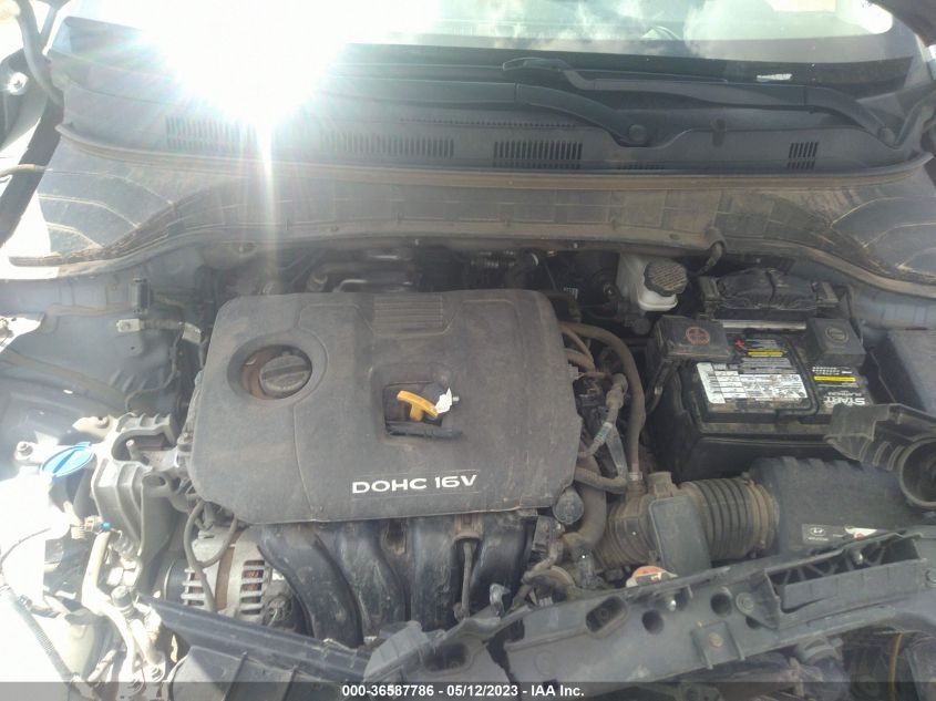 2019 HYUNDAI KONA SE - KM8K12AA9KU276323