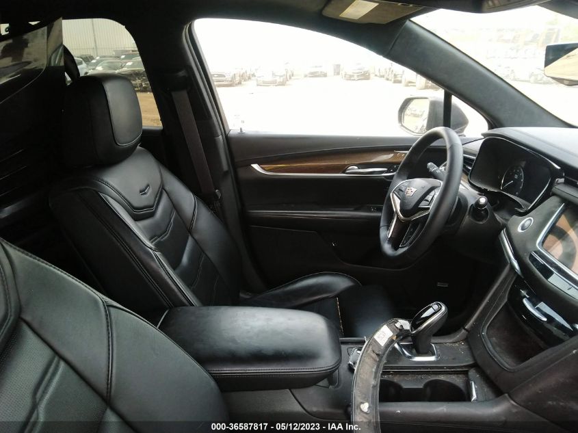 2017 CADILLAC XT5 PLATINUM AWD - 1GYKNFRS0HZ155523