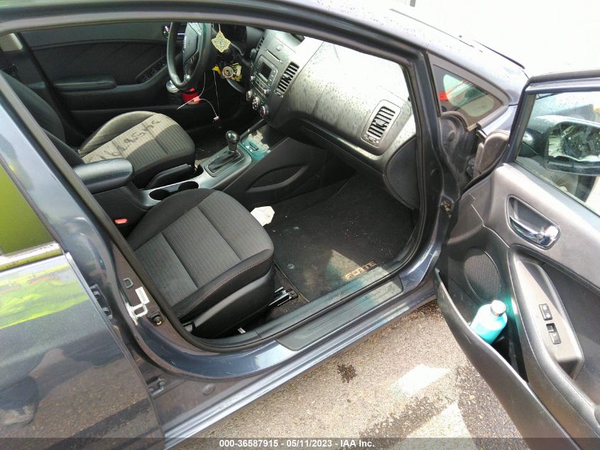 2015 KIA FORTE LX - KNAFX4A61F5359009