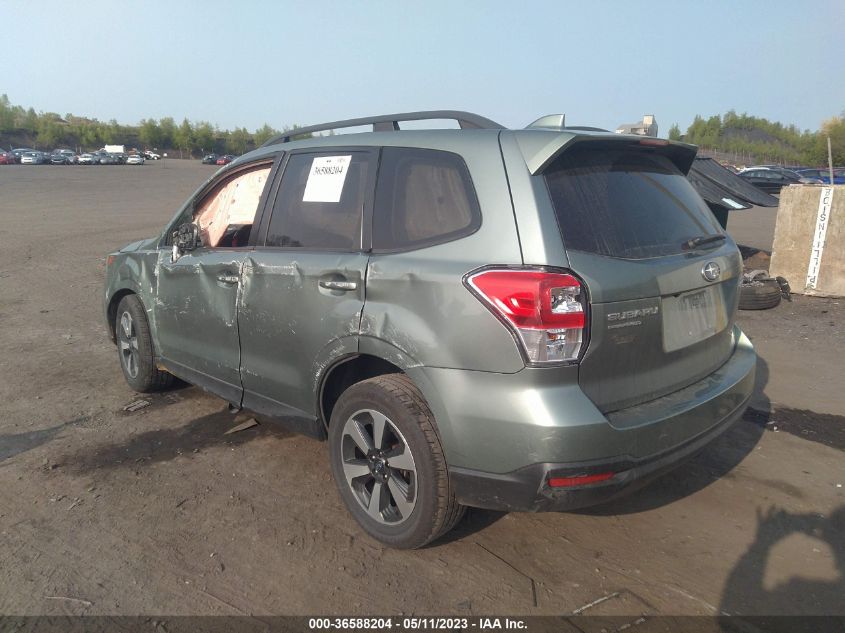 2018 SUBARU FORESTER PREMIUM - JF2SJAGC8JH422520