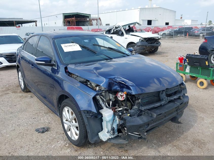 2013 VOLKSWAGEN JETTA SEDAN SE W/CONVENIENCE/SUNROOF - 3VWDX7AJ6DM424330