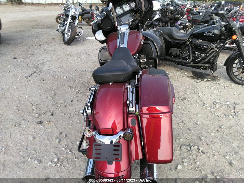 VIN 1HD1KRC15HB652618 2017 HARLEY-DAVIDSON FLHXS STREET GLIDE SPECIAL