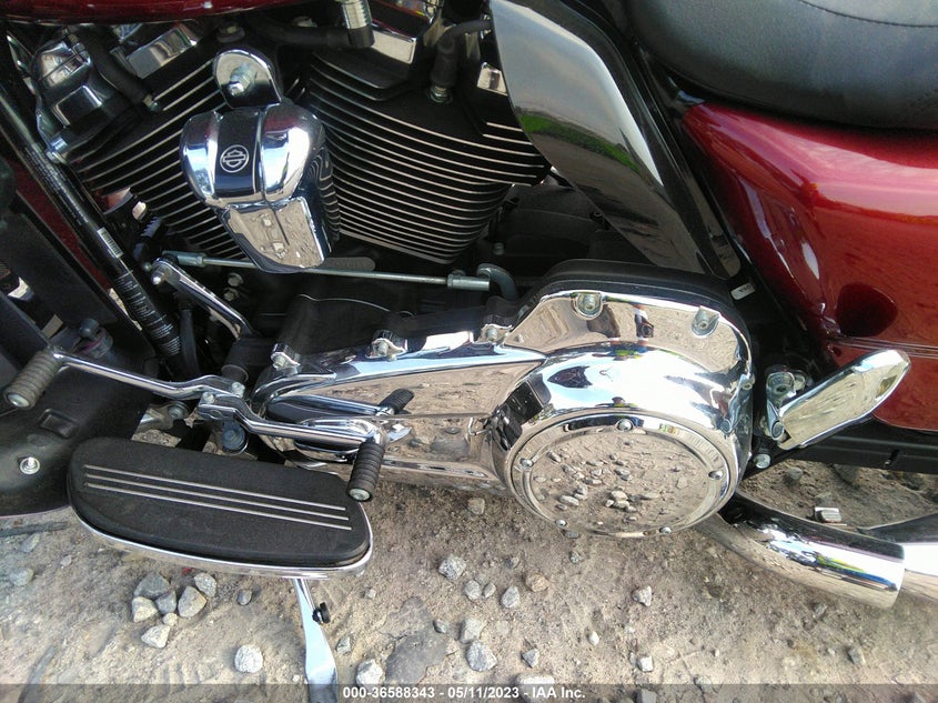 VIN 1HD1KRC15HB652618 2017 HARLEY-DAVIDSON FLHXS STREET GLIDE SPECIAL