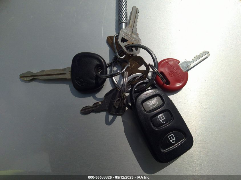 2013 HYUNDAI ELANTRA LIMITED - KMHDH4AE9DU675741