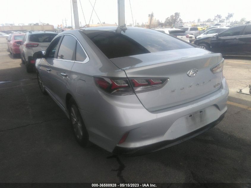 2018 HYUNDAI SONATA HYBRID SE - KMHE24L32JA080955