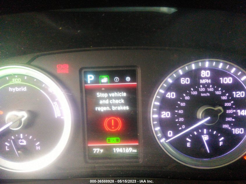 2018 HYUNDAI SONATA HYBRID SE - KMHE24L32JA080955