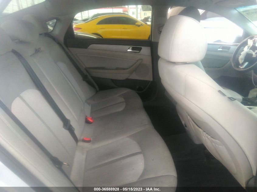 2018 HYUNDAI SONATA HYBRID SE - KMHE24L32JA080955