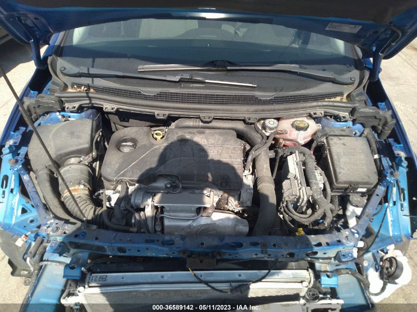 2018 CHEVROLET CRUZE LT - 1G1BE5SM0J7180735