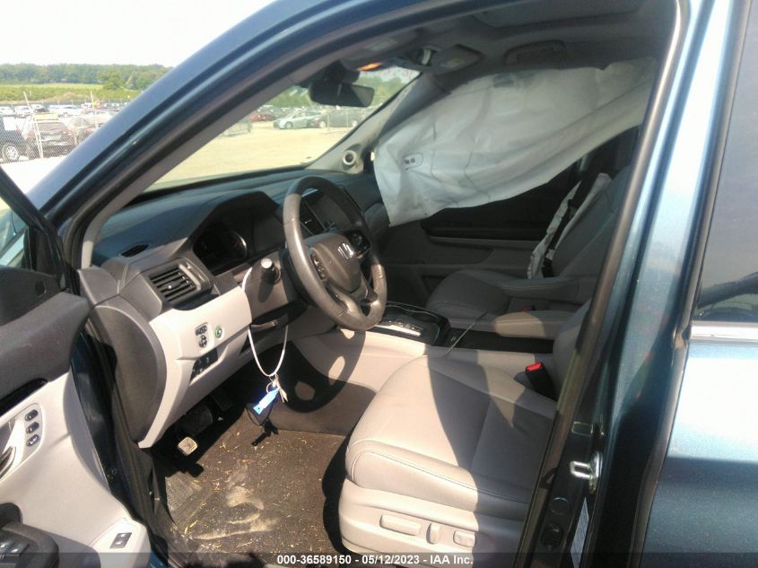 2019 HONDA PILOT TOURING 7-PASSENGER - 5FNYF6H67KB005424