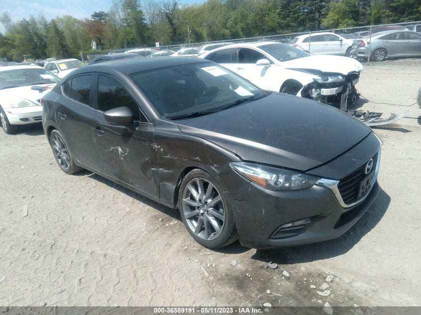 VIN 3MZBN1V30JM174391 2018 MAZDA MAZDA3 4-DOOR TOURING