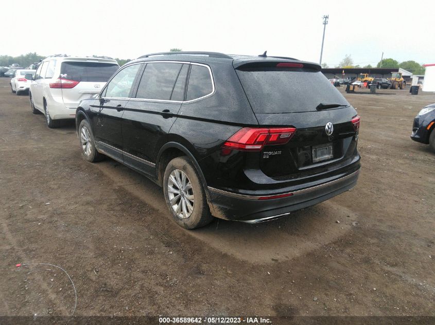 2018 VOLKSWAGEN TIGUAN SEL/SE - 3VV2B7AX3JM001800