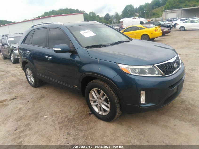 2014 KIA SORENTO LX - 5XYKTCA64EG539369