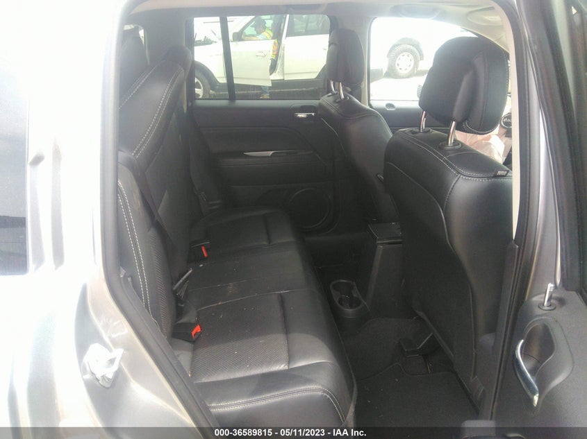 VIN 1C4NJCEB3HD199242 2017 JEEP COMPASS HIGH ALTITUDE