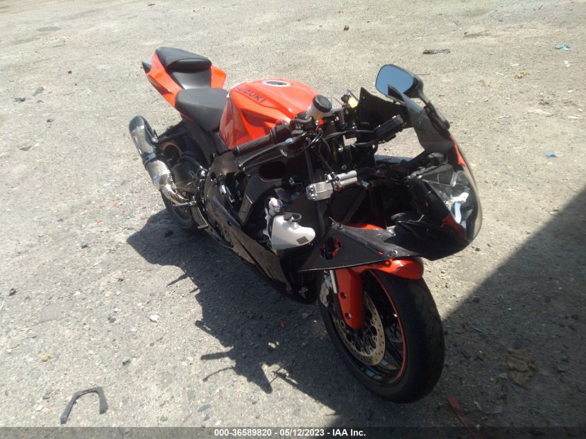2022 SUZUKI GSX-R600 - JS1GN7FA5N7100175