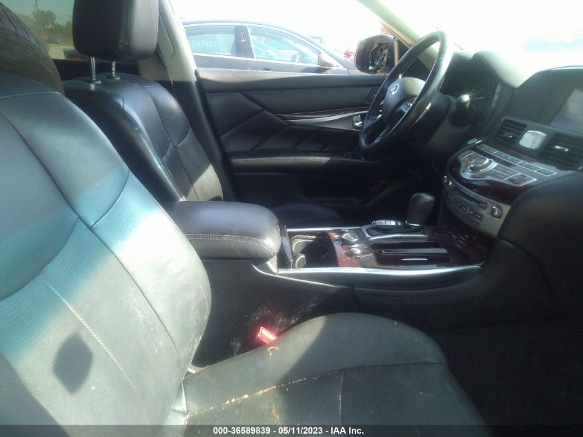 2018 INFINITI Q70 3.7 LUXE JN1BY1AP4JM181006