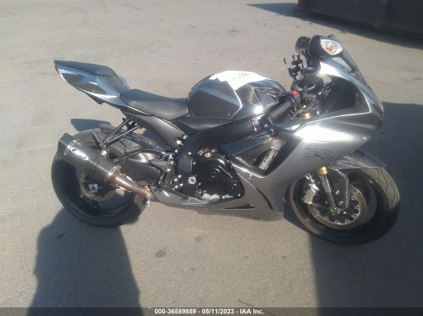 2021 SUZUKI GSX-R750 - JS1GR7MA1M7100308