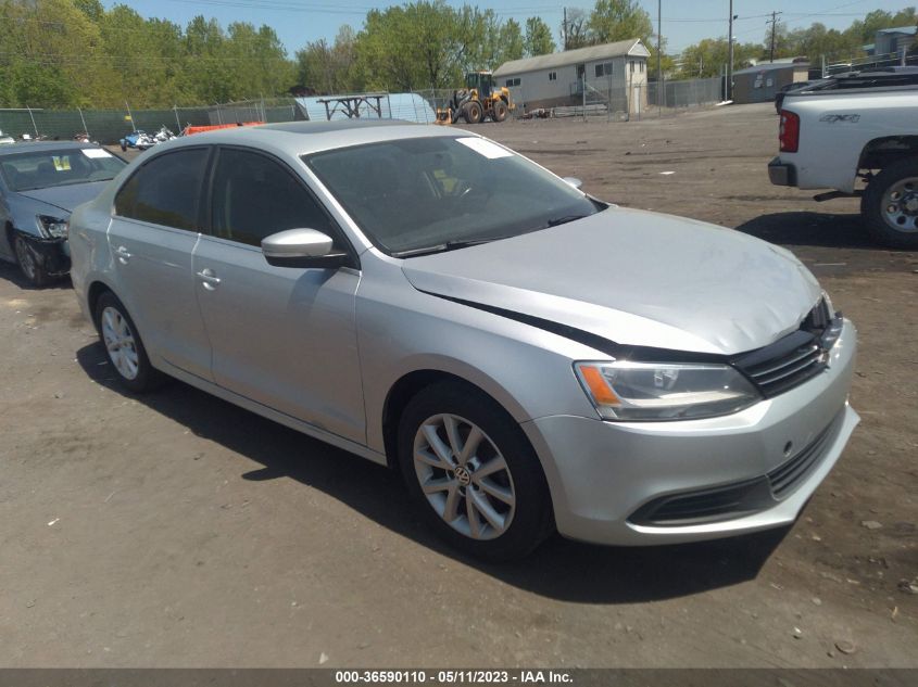 2014 VOLKSWAGEN JETTA SEDAN SE W/CONNECTIVITY/SUNROOF - 3VWB17AJ4EM431495