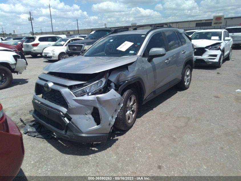 2019 TOYOTA RAV4 XLE - JTMW1RFV7KD504751