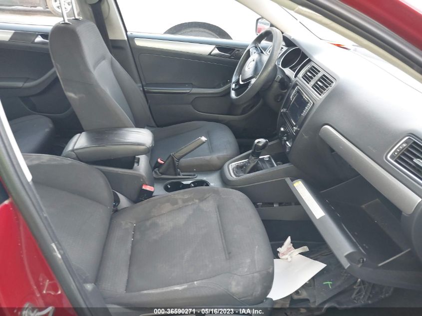 2016 VOLKSWAGEN JETTA SEDAN 1.4T SE - 3VWD67AJ8GM240742