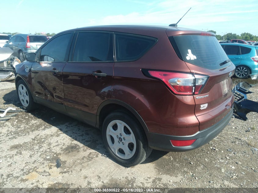 VIN 1FMCU0F75JUB11381 2018 FORD ESCAPE S
