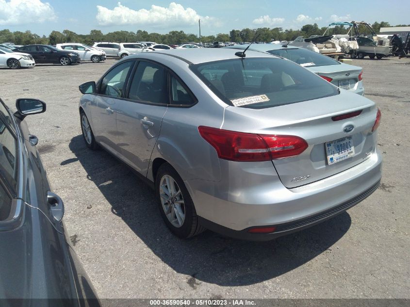 2016 FORD FOCUS SE - 1FADP3F22GL365897