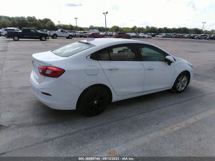 2019 CHEVROLET CRUZE LT - 1G1BE5SM1K7142674