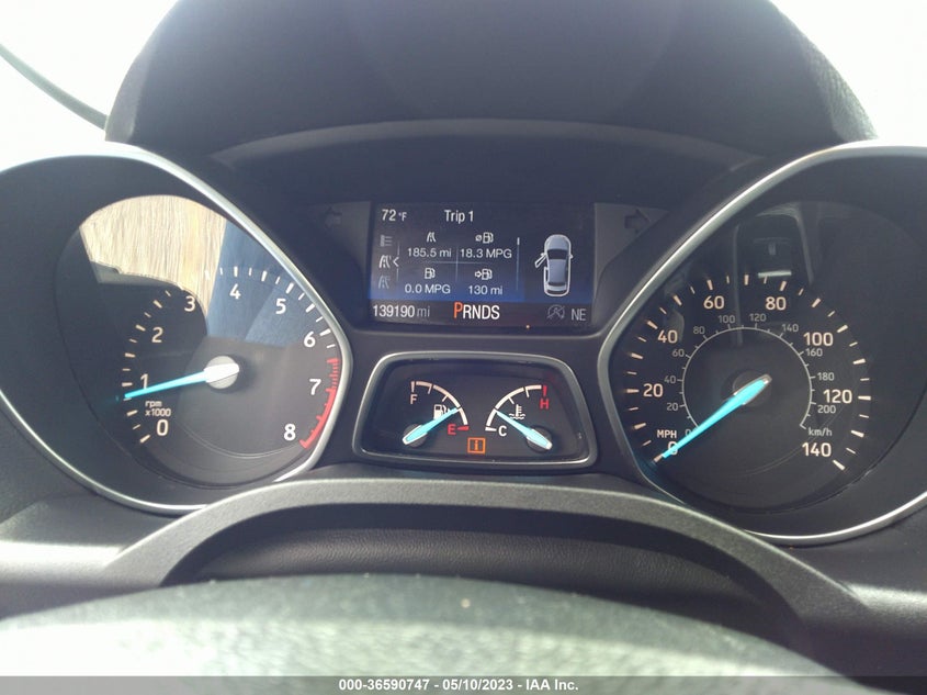 VIN 1FMCU9GD2HUD43326 2017 FORD ESCAPE SE
