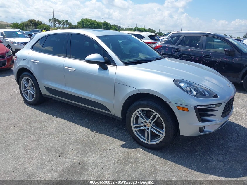 VIN WP1AA2A56JLB02263 2018 PORSCHE MACAN