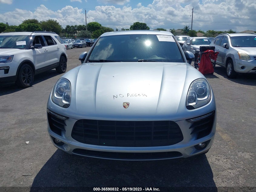 VIN WP1AA2A56JLB02263 2018 PORSCHE MACAN