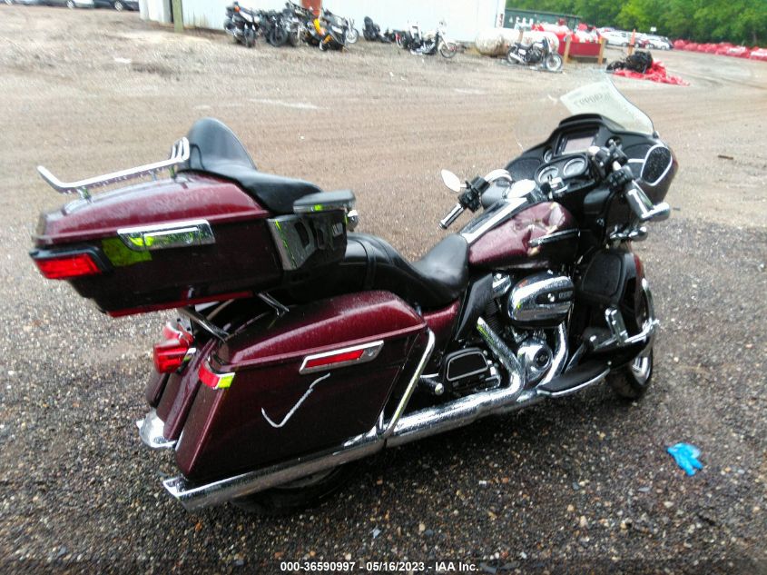 2018 HARLEY-DAVIDSON FLTRU - 1HD1KGD15JB667158