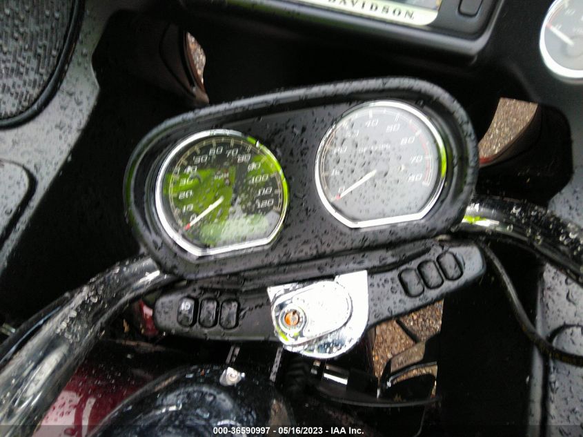 2018 HARLEY-DAVIDSON FLTRU - 1HD1KGD15JB667158