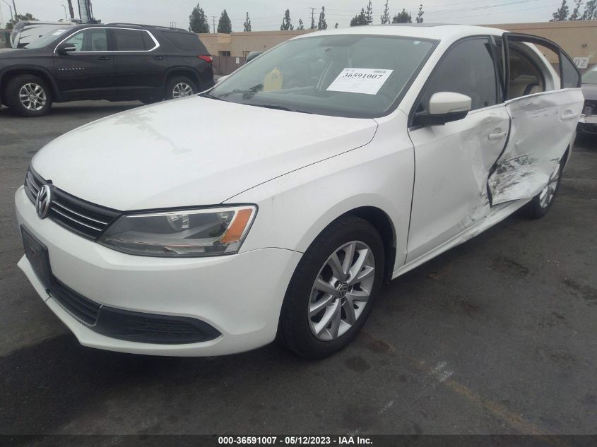 2013 VOLKSWAGEN JETTA SEDAN SE W/CONVENIENCE/SUNROOF - 3VWDP7AJ2DM422560