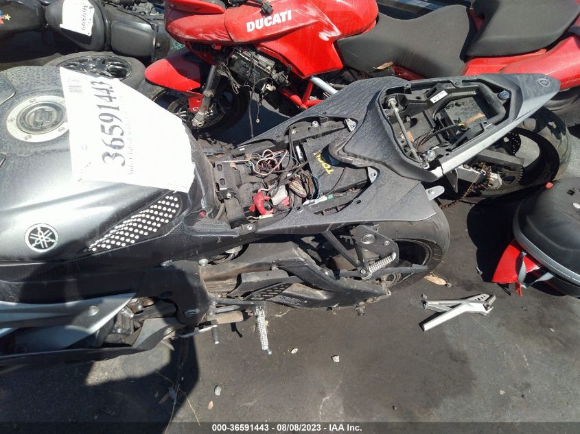 2016 YAMAHA YZFR6 C JYARJ16YXGA011336