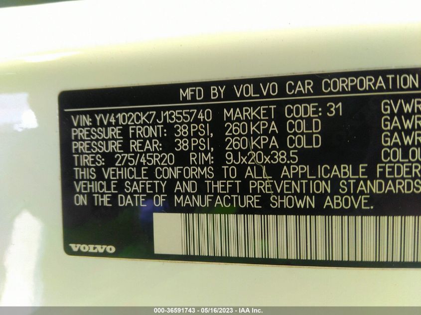 2018 VOLVO XC90 MOMENTUM - YV4102CK7J1355740