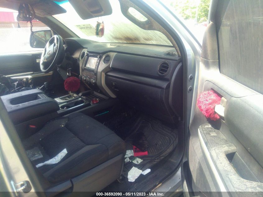 2016 TOYOTA TUNDRA 4WD TRUCK SR5/TRD PRO - 5TFDW5F16GX538474