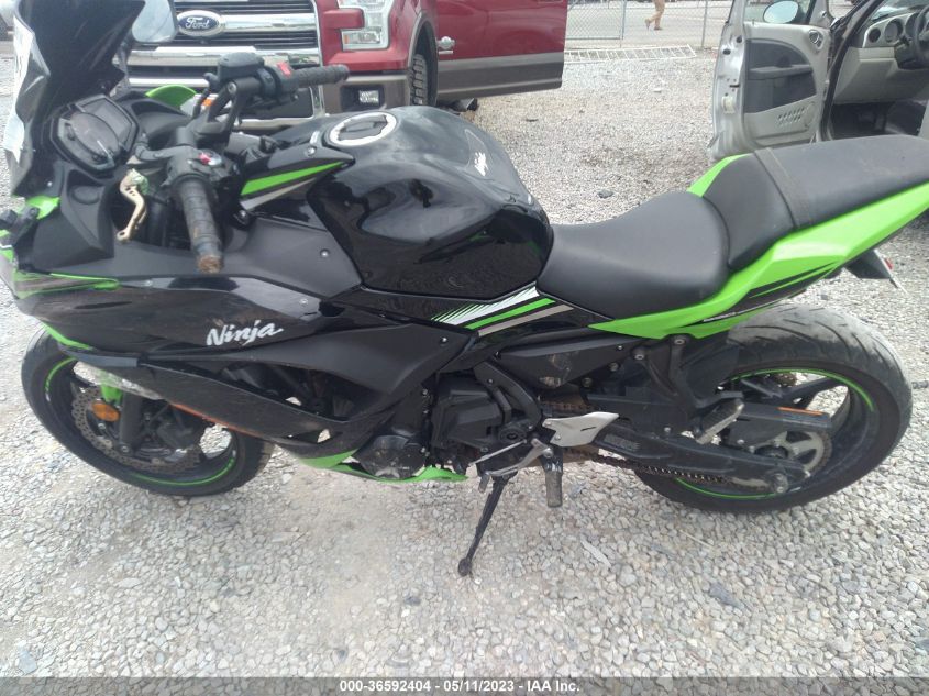 2017 KAWASAKI EX650 F - JKAEXEK19HDH02593