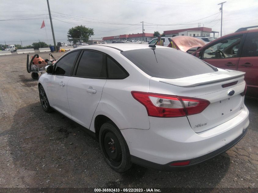 2013 FORD FOCUS SE - 1FADP3F26DL211821