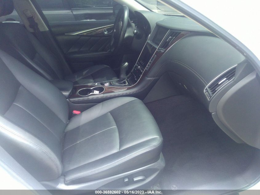 2018 INFINITI Q50 3.0T LUXE - JN1EV7AR7JM435611