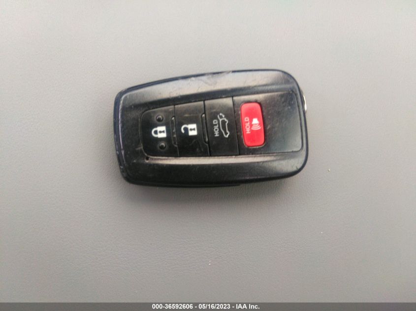 2019 TOYOTA RAV4 XLE PREMIUM - JTMA1RFV6KD041124