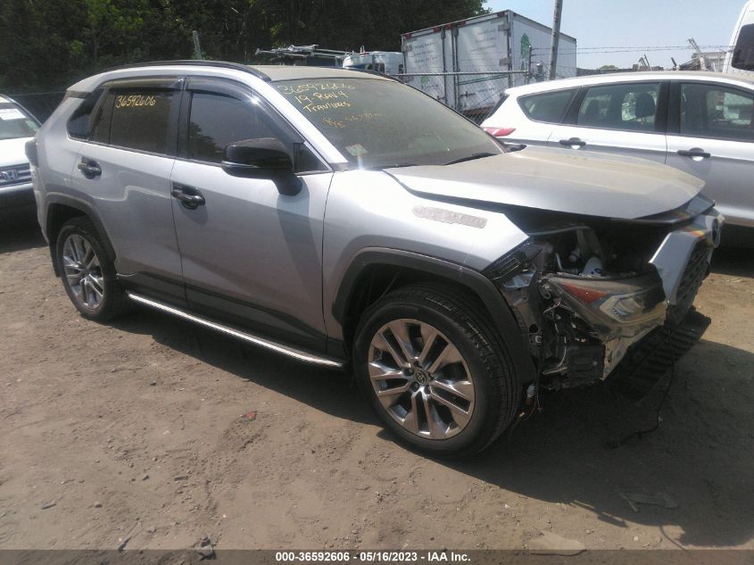 2019 TOYOTA RAV4 XLE PREMIUM - JTMA1RFV6KD041124