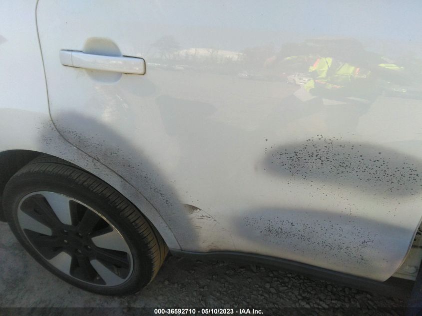 2016 KIA SOUL + - KNDJP3A50G7296814