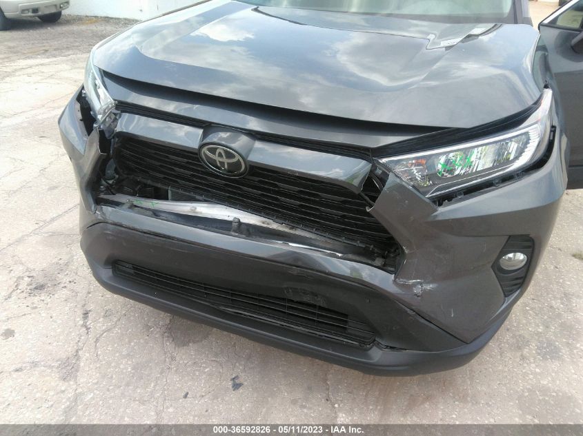 2020 TOYOTA RAV4 XLE - 2T3W1RFV3LC069653