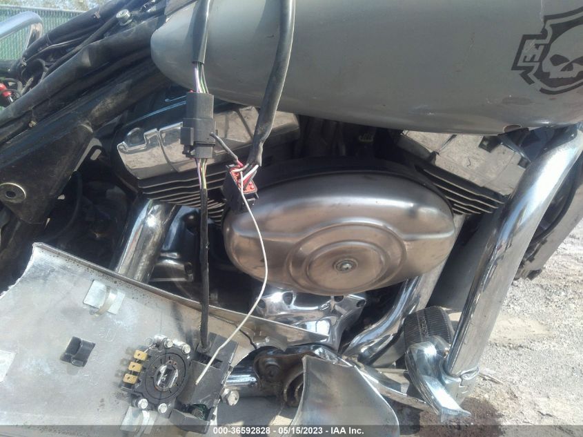 2000 HARLEY-DAVIDSON FLHRI - 1HD1FBW10YY624049
