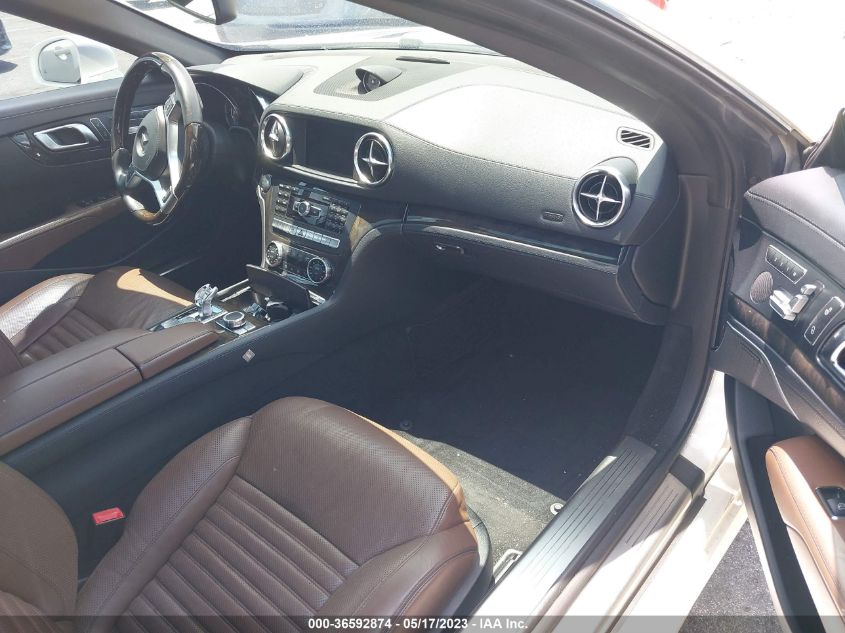 2013 MERCEDES-BENZ SL-CLASS SL 550 - WDDJK7DA0DF011826