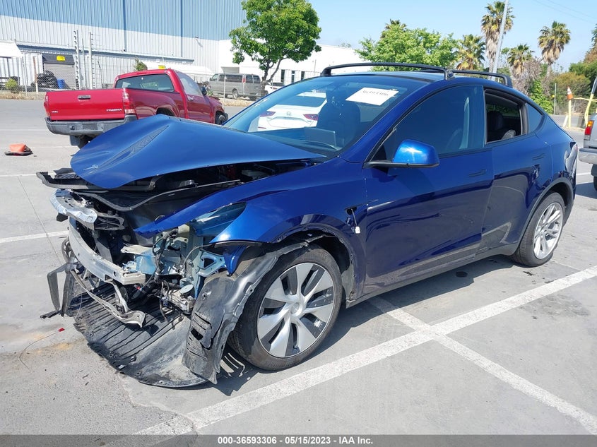VIN 7SAYGDEEXNF555768 2022 TESLA MODEL Y LONG RANGE