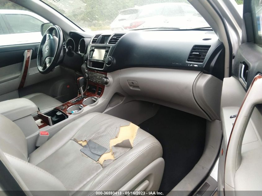 2013 TOYOTA HIGHLANDER LIMITED - 5TDYK3EH7DS115677